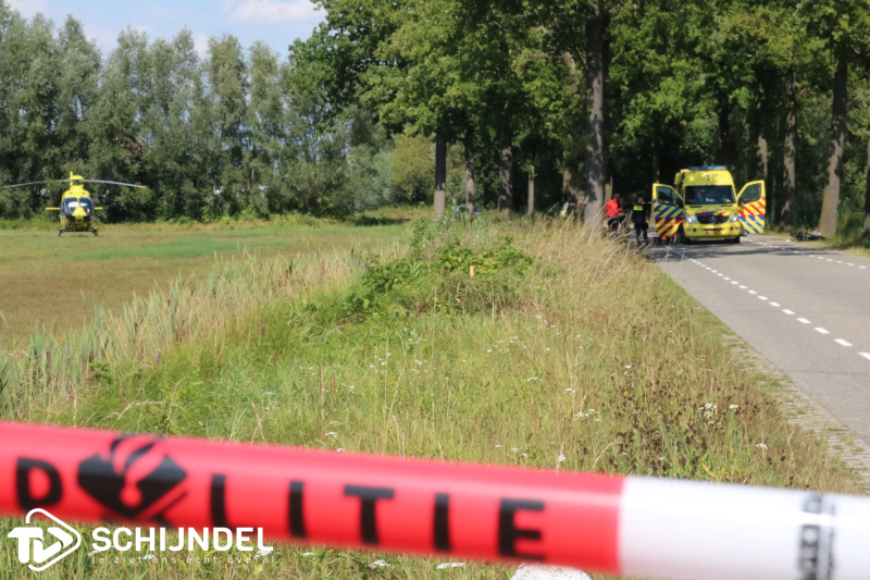 Fietser Overleden Na Aanrijding Door Bestelbus Bestuurder Rijdt Door